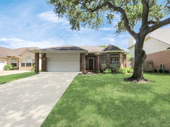 4615 Jaymar Drive, Sugar Land TX 77479