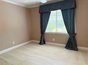 5611 Portal Drive, Houston TX 77096