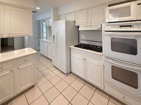 5611 Portal Drive, Houston TX 77096