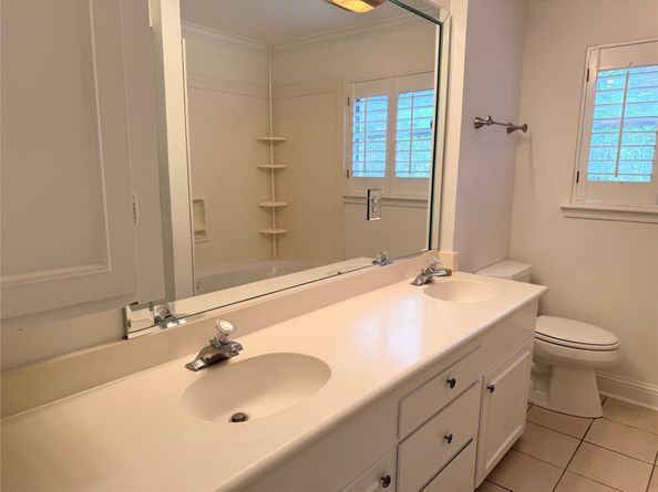 5611 Portal Drive, Houston TX 77096