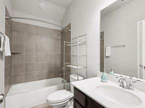 1147 Muscadine Hollow Lane, Richmond TX 77406