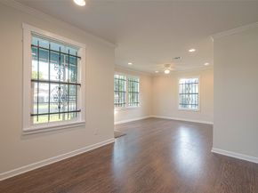 4034 King Street, Houston TX 77026