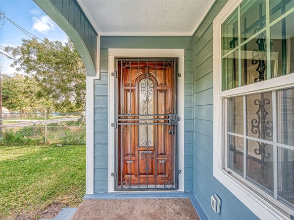 4034 King Street, Houston TX 77026