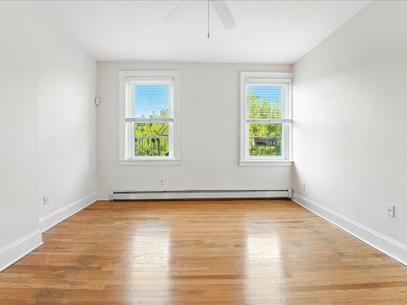 189 Christopher Columbus Dr 3, Jersey City NJ 07302