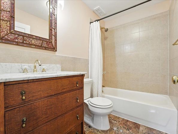 189 Christopher Columbus Dr 3, Jersey City NJ 07302