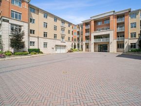 7400 River Rd 111, North Bergen NJ 07047