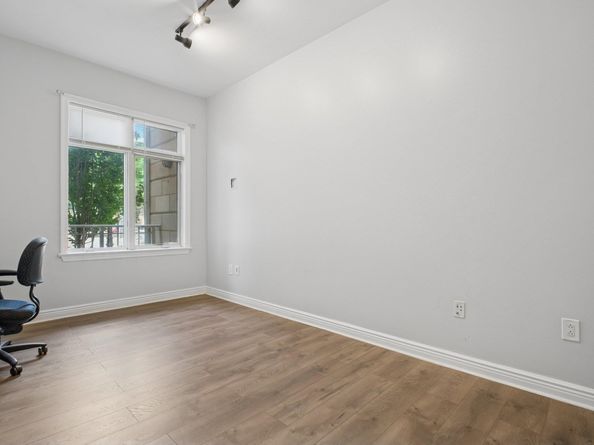 7400 River Rd 111, North Bergen NJ 07047