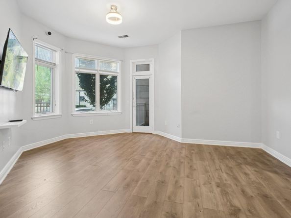 7400 River Rd 111, North Bergen NJ 07047