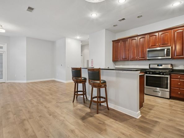 7400 River Rd 111, North Bergen NJ 07047