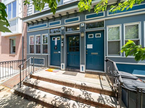 466 Monmouth St 2L, Jersey City NJ 07302