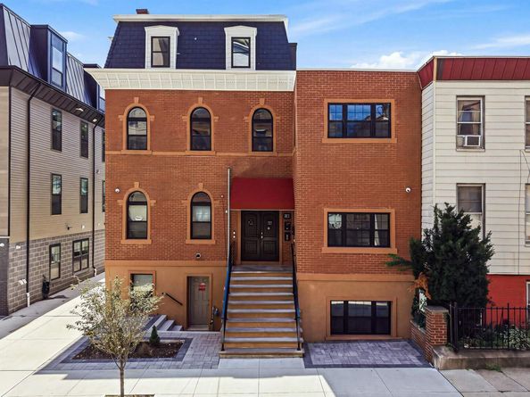 133 Clifton Pl 2, Jersey City NJ 07304