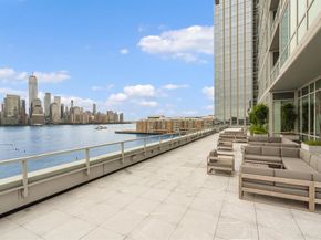 2 2nd St 1704, Jersey City NJ 07302