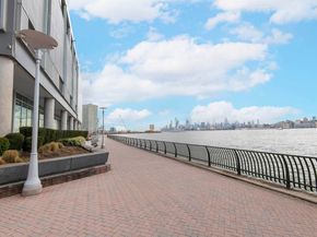2 2nd St 1704, Jersey City NJ 07302