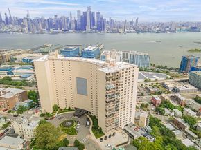 380 Mountain Rd 1112, Union City NJ 07087
