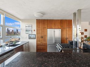 6050 Blvd East 4C, West New York NJ 07093