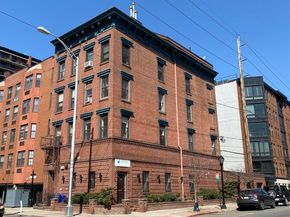 650 1st St 3, Hoboken NJ 07030