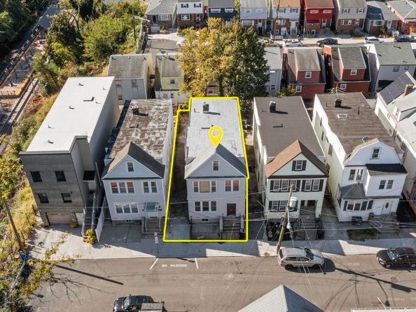 7 Vreeland Terrace, Jersey City NJ 07305
