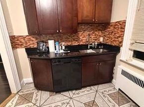 858 Avenue C, Bayonne NJ 07002-2922