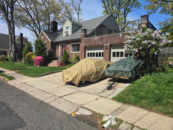585 Monroe Pl, Ridgefield NJ 07657