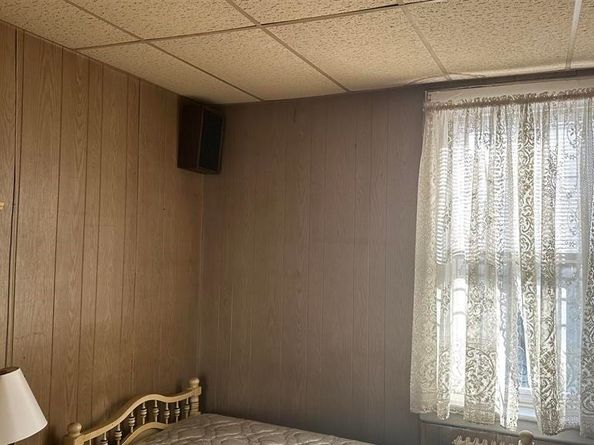 21 Bayview Ave, Jersey City NJ 07305