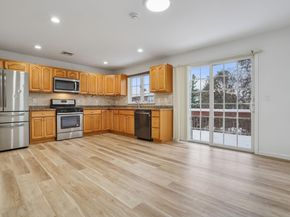 386A Park Ave A, Fairview NJ 07022