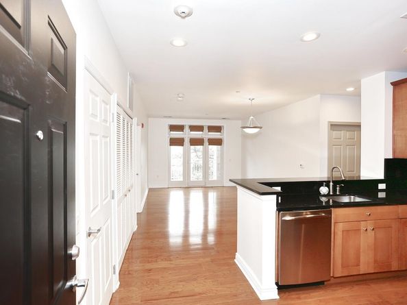 7400 River Rd 228, North Bergen NJ 07047