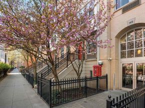 149 Essex St 4J, Jersey City NJ 07302