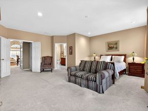 60 Tottenham Ct, Jersey City NJ 07305