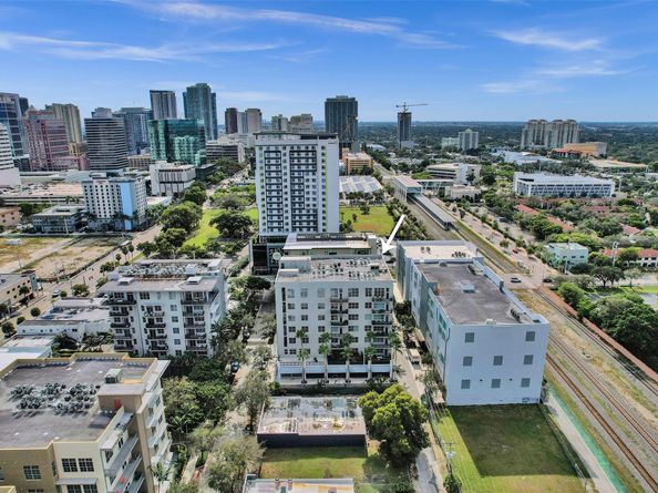 411 NW 1st Ave 405, Fort Lauderdale FL 33301