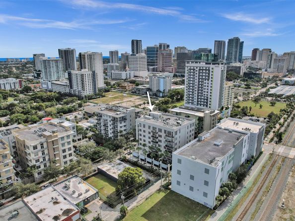 411 NW 1st Ave 405, Fort Lauderdale FL 33301