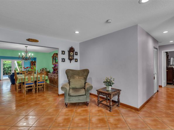 3171 NW 69 Court, Fort Lauderdale FL 33309
