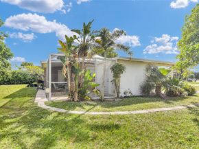 300 Cavalier Rd, Palm Springs FL 33461
