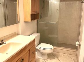 630 Tennis Club Dr 307, Fort Lauderdale FL 33311