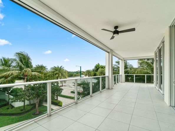2720 Donald Ross Road 301, Palm Beach Gardens FL 33410