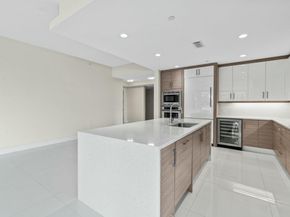 2720 Donald Ross Road 301, Palm Beach Gardens FL 33410