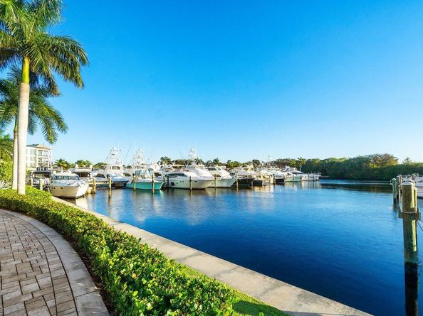 2720 Donald Ross Road 301, Palm Beach Gardens FL 33410