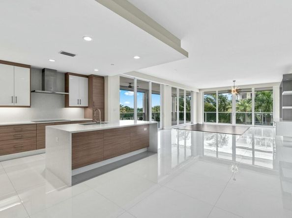 2720 Donald Ross Road 301, Palm Beach Gardens FL 33410