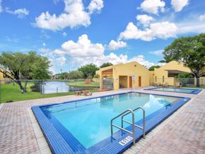 1610 NW 93rd Ave 303, Hollywood FL 33024