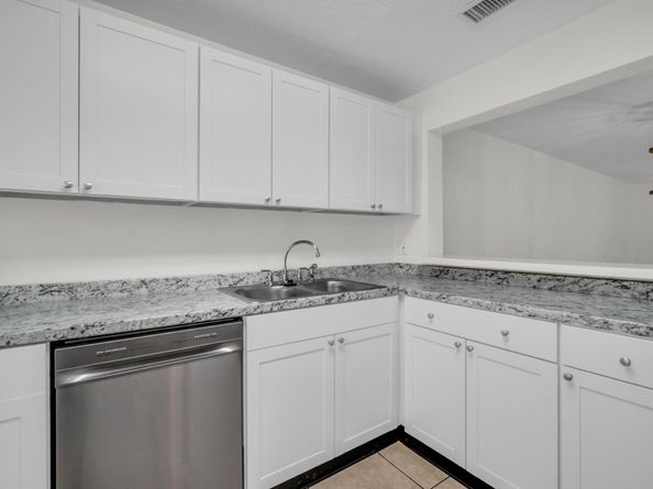 1610 NW 93rd Ave 303, Hollywood FL 33024