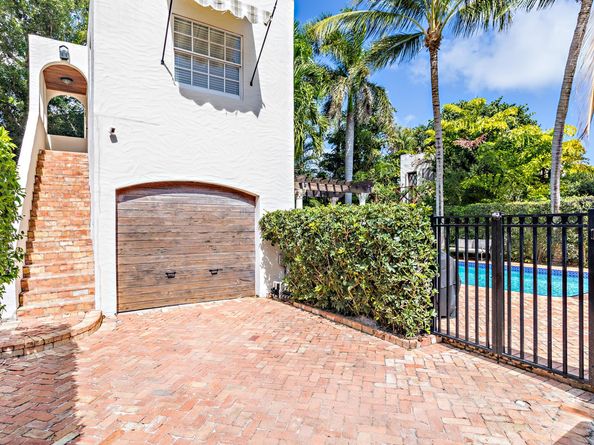 231 Sunset Road, West Palm Beach FL 33401