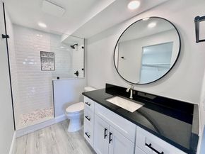 312 Northlake Drive 104, North Palm Beach FL 33408