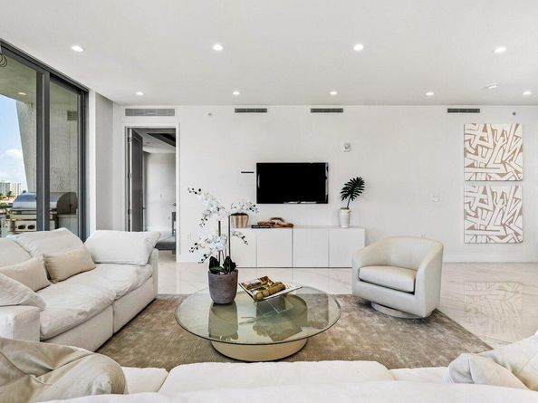 495 E Royal Palm Road 601, Boca Raton FL 33432