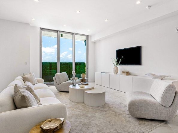 495 E Royal Palm Road 601, Boca Raton FL 33432