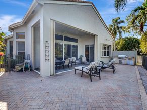4022 Manchester Lake Drive, Lake Worth FL 33449