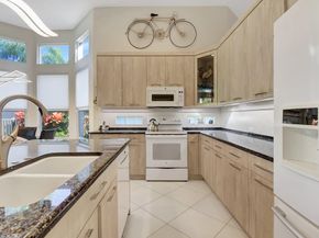 4022 Manchester Lake Drive, Lake Worth FL 33449