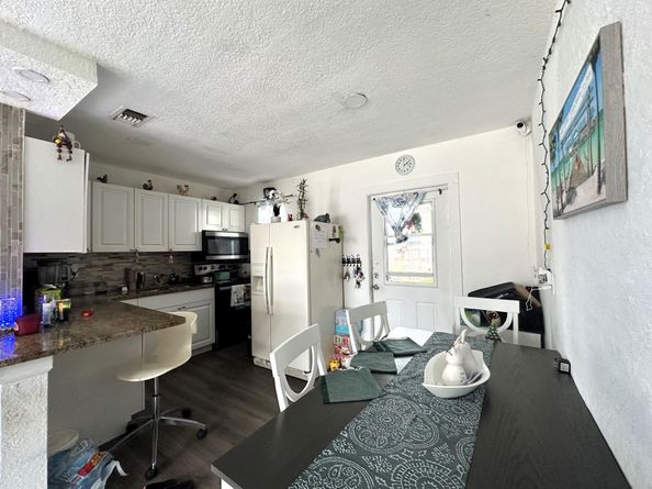 578 Tallulah Rd, Lake Worth FL 33462