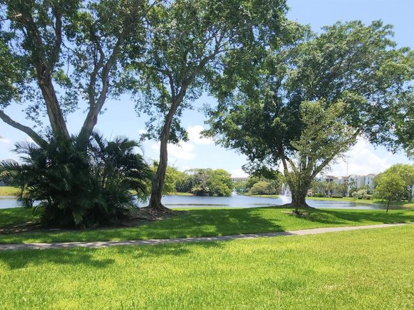 820 Lavers Circle G104, Delray Beach FL 33444