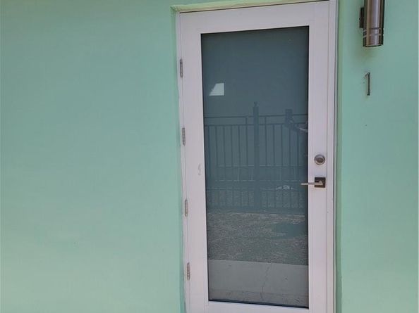 1010 NW 3rd Ave, Hallandale Beach FL 33009