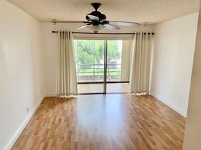 200 Waterway 307 Drive S 307, Lantana FL 33462