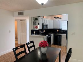 200 Waterway 307 Drive S 307, Lantana FL 33462